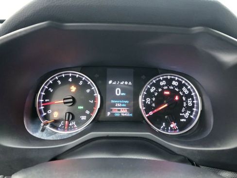 Used 2020 Toyota RAV4 XLE Premium AWD/4WD image 18
