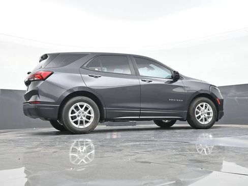 Used 2022 Chevrolet Equinox LS w/ Driver Confidence II Package FWD image 48