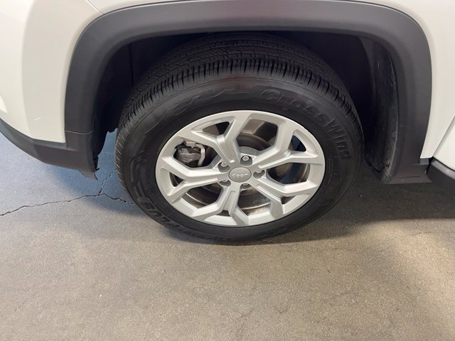 Used 2024 Jeep Compass Latitude AWD/4WD image 32