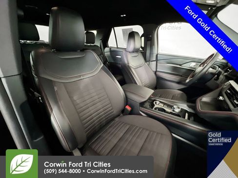 Certified 2025 Ford Explorer ST-Line w/ ST-Line Street Pack image 19