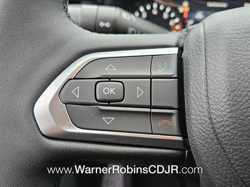 New 2026 Jeep Compass Latitude image 24