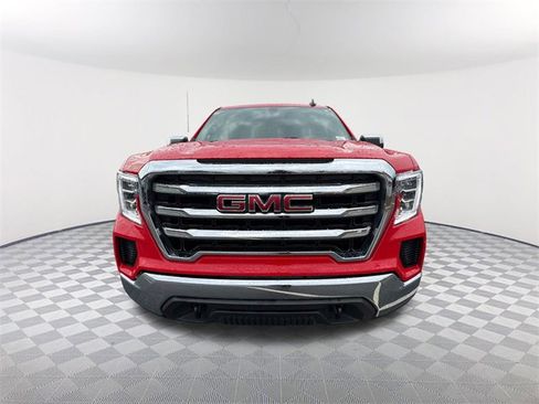 Used 2021 GMC Sierra 1500 SLE image 2