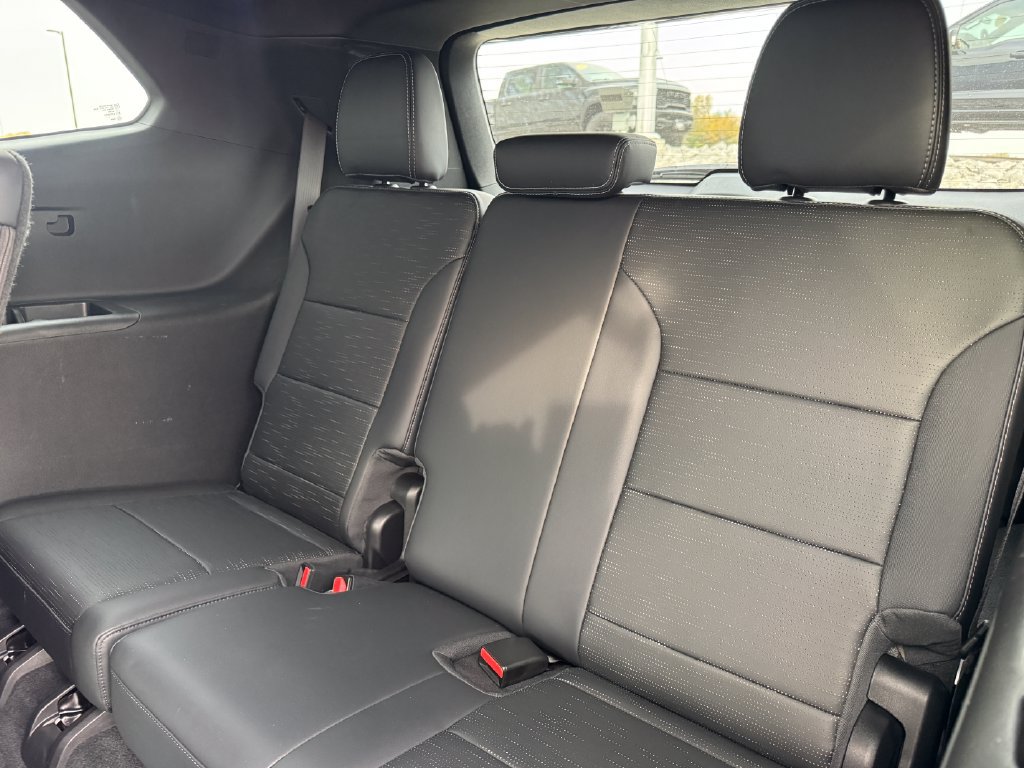 Used 2026 Buick Enclave Sport Touring AWD/4WD image 36