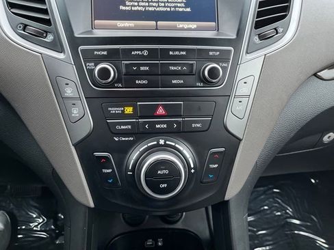 Used 2018 Hyundai Santa Fe Sport w/ 2.4L Value Package 02 image 15