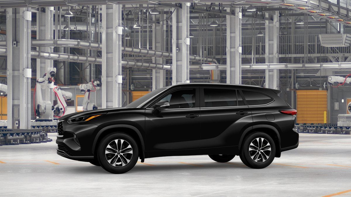 New 2026 Toyota Highlander XLE AWD/4WD image 3