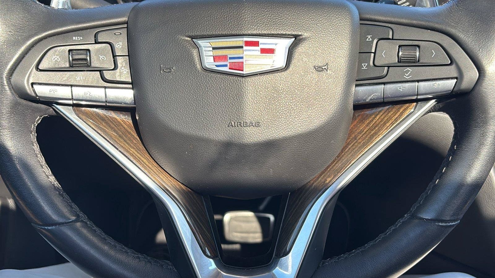 Certified 2020 Cadillac XT6 Sport w/ Platinum Package AWD/4WD image 30