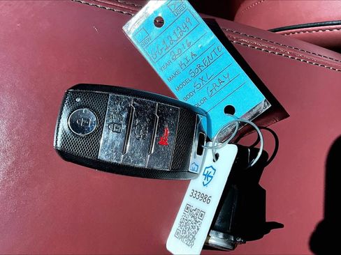 Used 2016 Kia Sorento SX w/ SXL Technology Package image 15