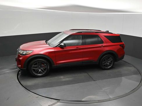 New 2026 Ford Explorer ST-Line w/ ST-Line Street Pack image 22