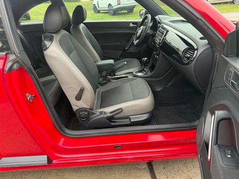 Used 2015 Volkswagen Beetle 1.8T image 27