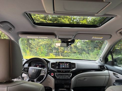 Used 2019 Honda Pilot Elite image 21