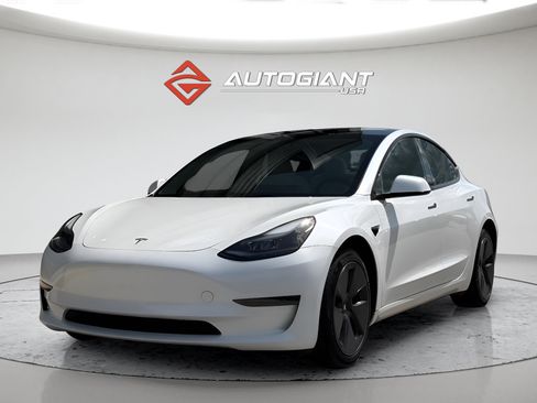 Used 2023 Tesla Model 3 Standard Range RWD image 10