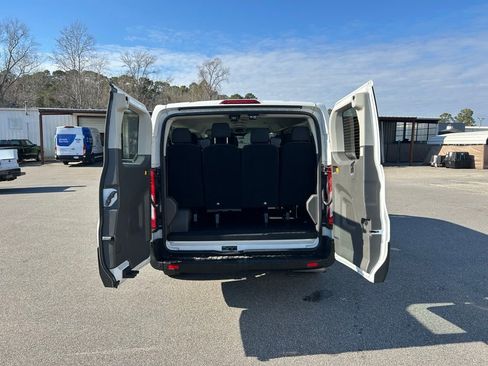 Used 2023 Ford Transit 350 XLT image 8