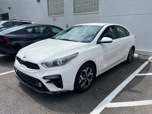 Used 2020 Kia Forte LXS FWD image 1