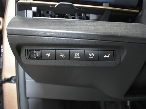 Certified 2023 Nissan Ariya image 14