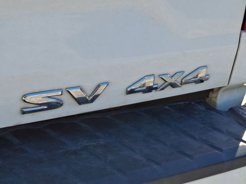 Used 2021 Nissan Titan SV w/ SV Convenience Package image 31