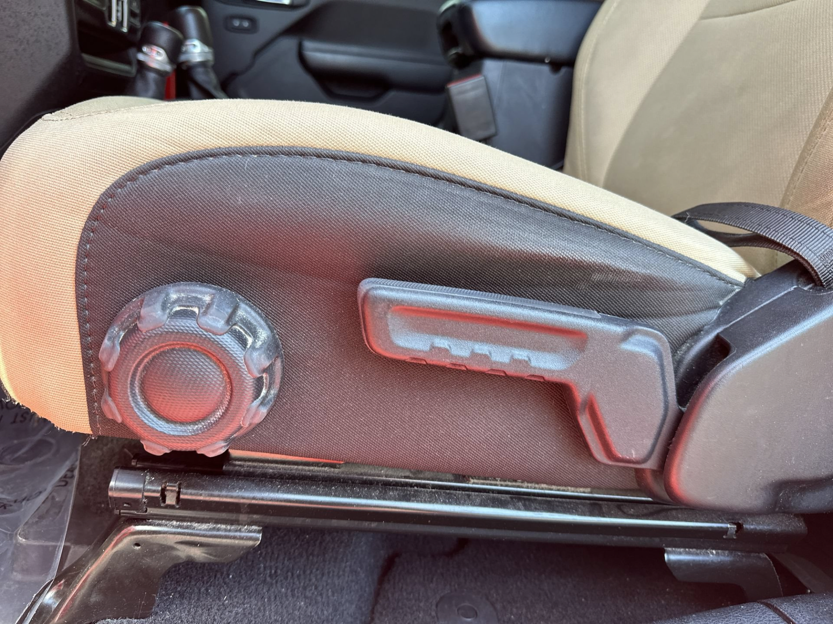 Used 2023 Jeep Gladiator Sport AWD/4WD image 14
