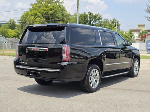 Used 2016 GMC Yukon XL Denali AWD/4WD image 5