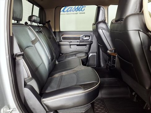 Used 2022 RAM 2500 Laramie image 10