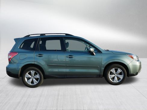 Used 2015 Subaru Forester 2.5i Limited image 8