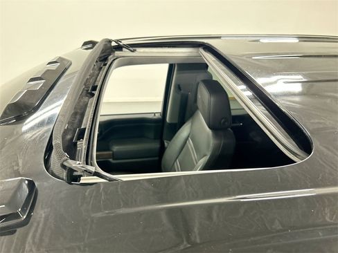 Used 2021 GMC Sierra 2500 Denali w/ Denali Ultimate Package image 20