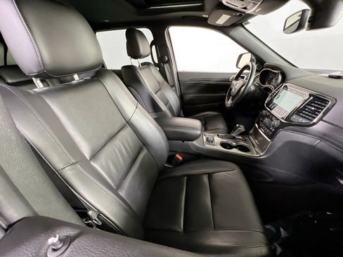 Used 2022 Jeep Grand Cherokee Limited image 27