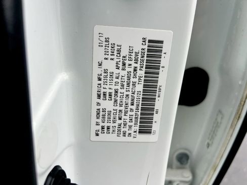 Used 2017 Acura TLX V6 w/ Technology Package image 28