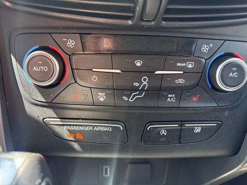Used 2018 Ford Escape SEL w/ Ford Safe & Smart Package AWD/4WD image 24