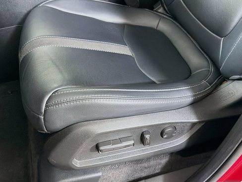 Used 2024 Honda Pilot Touring image 22