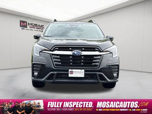 Used 2023 Subaru Ascent Limited AWD/4WD image 2