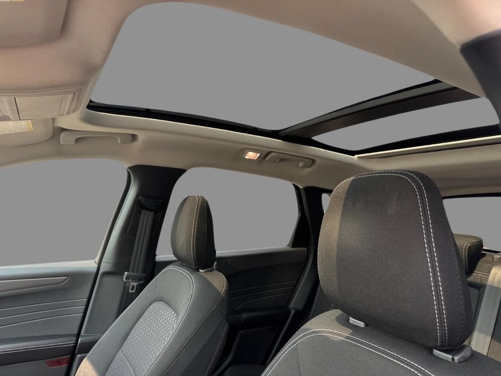 New 2024 Ford Escape Active w/ Tech Pack #2 FWD image 15