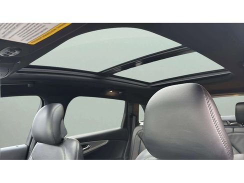 Used 2016 Lincoln MKX Reserve w/ Climate Package image 10