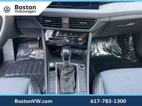 New 2026 Volkswagen Jetta SE image 17