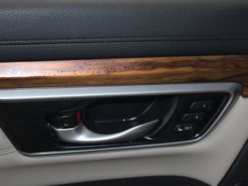 Used 2019 Honda CR-V EX-L image 7