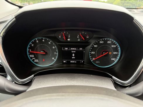Used 2018 Chevrolet Equinox LT AWD/4WD image 20