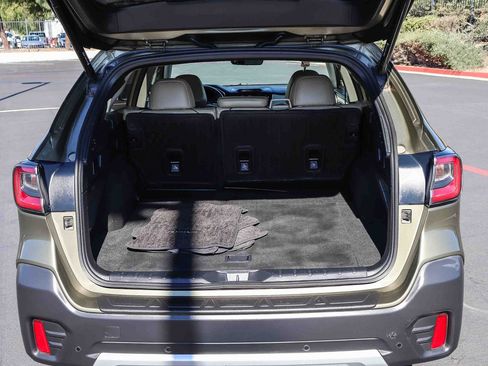 Used 2020 Subaru Outback Limited XT w/ Popular Package #2 AWD/4WD image 33