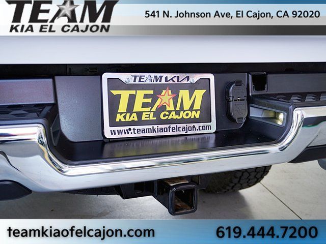 Used 2023 RAM 1500 4x4 Crew Cab image 18