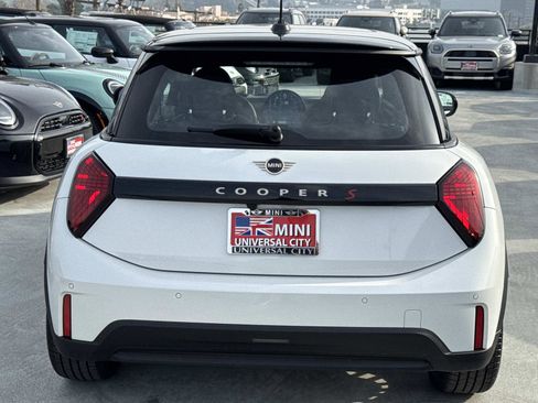 New 2026 MINI Cooper S image 4