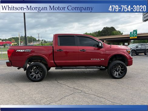 Used 2019 Nissan Titan PRO-4X w/ Pro-4x Convenience Package AWD/4WD image 4