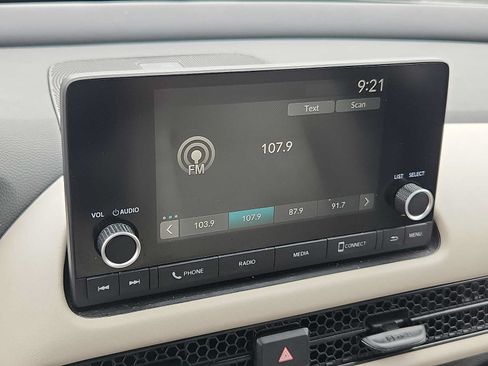 Used 2024 Honda HR-V LX image 16