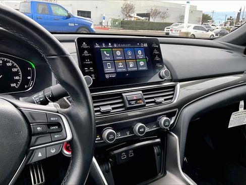 Used 2022 Honda Accord Sport image 6