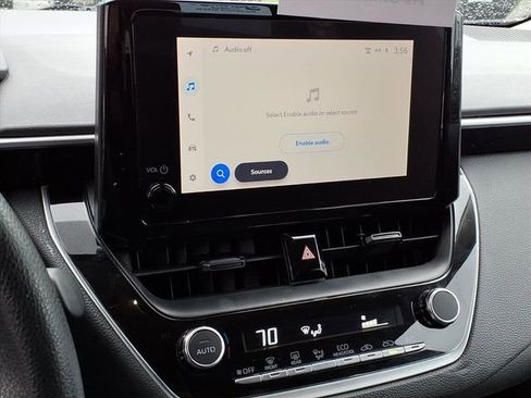 Used 2023 Toyota Corolla LE FWD image 19