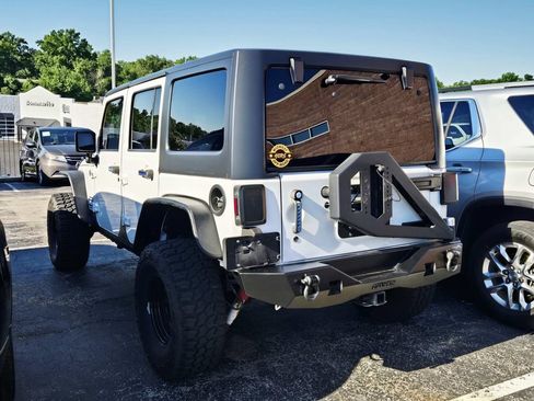 Used 2015 Jeep Wrangler Unlimited Sport w/ Quick Order Package 24S AWD/4WD image 3
