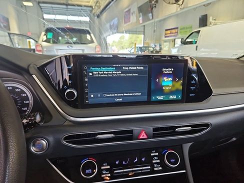 Used 2023 Hyundai Sonata SEL FWD image 8