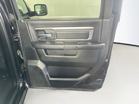 Used 2024 RAM 1500 Warlock AWD/4WD image 27