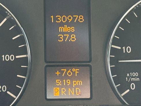 Used 2017 Mercedes-Benz Sprinter 2500 image 17