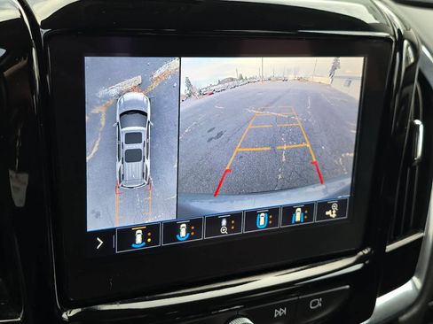 Used 2021 Chevrolet Traverse RS image 21