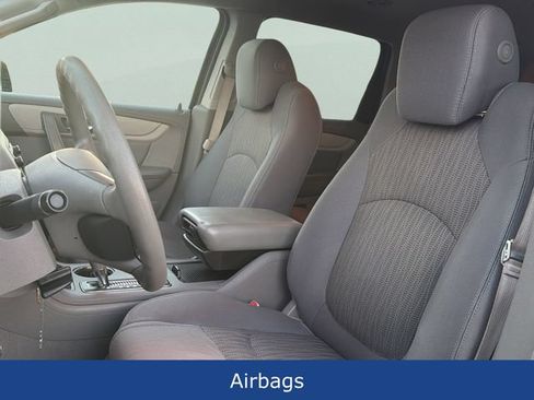 Used 2016 Chevrolet Traverse LS FWD image 16
