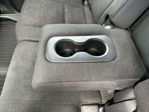 Used 2020 Honda Pilot EX image 9