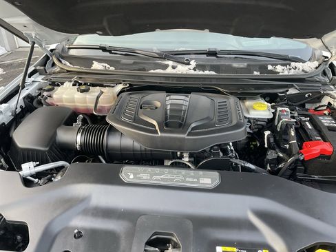 Used 2024 Jeep Wagoneer Series III w/ Premium Group I image 27