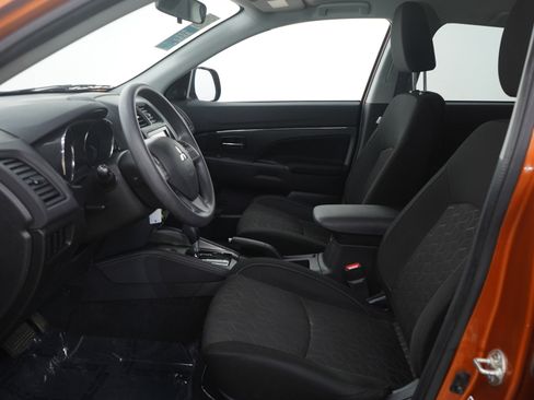 Used 2020 Mitsubishi Outlander Sport ES image 15